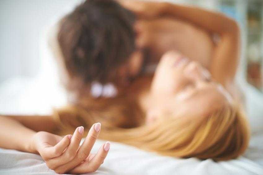 10 Razões pelas quais você deve fazer amor com seu parceiro regularmente