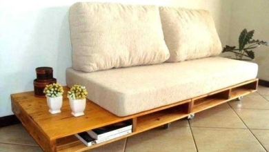 Como fazer um sofá de paletes em casa