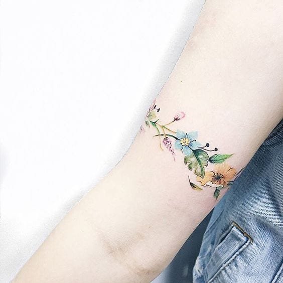 100 tatuagem de flores para você se inspirar a fazer