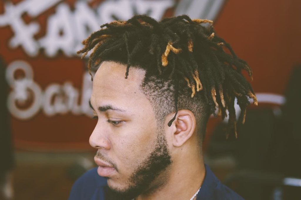 Dreadlocks Médios com Fade