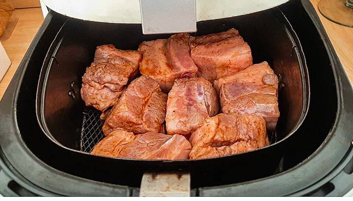 Costelinha de porco na airfryer uma receita pratica e saborosa que não suja muita louça