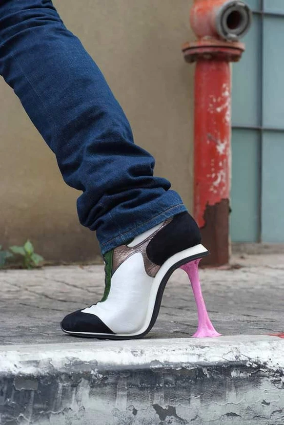 20 modelos de calçados esquisitos que se tornaram sucesso graças aos designers