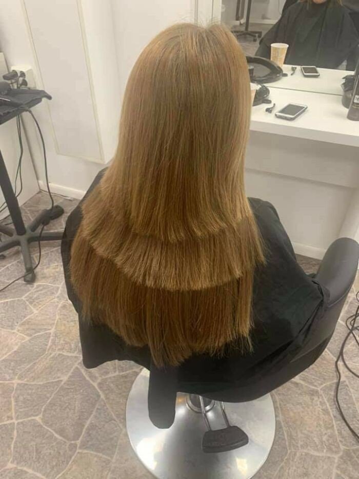 1728348145 701 22 Saloes de beleza que provavelmente deveriam trocar de ramo