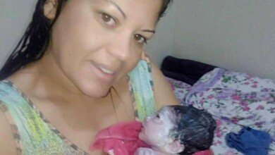 mulher dá à luz sozinha em casa no df
