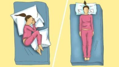 qual a posição correta de dormir de acordo com o seu problema de saúde 1e (1)