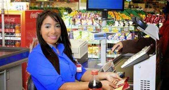 1749141212 225 Veja como seriam 7 celebridades brasileiras se fossem pobres (Foto: Reprodução)