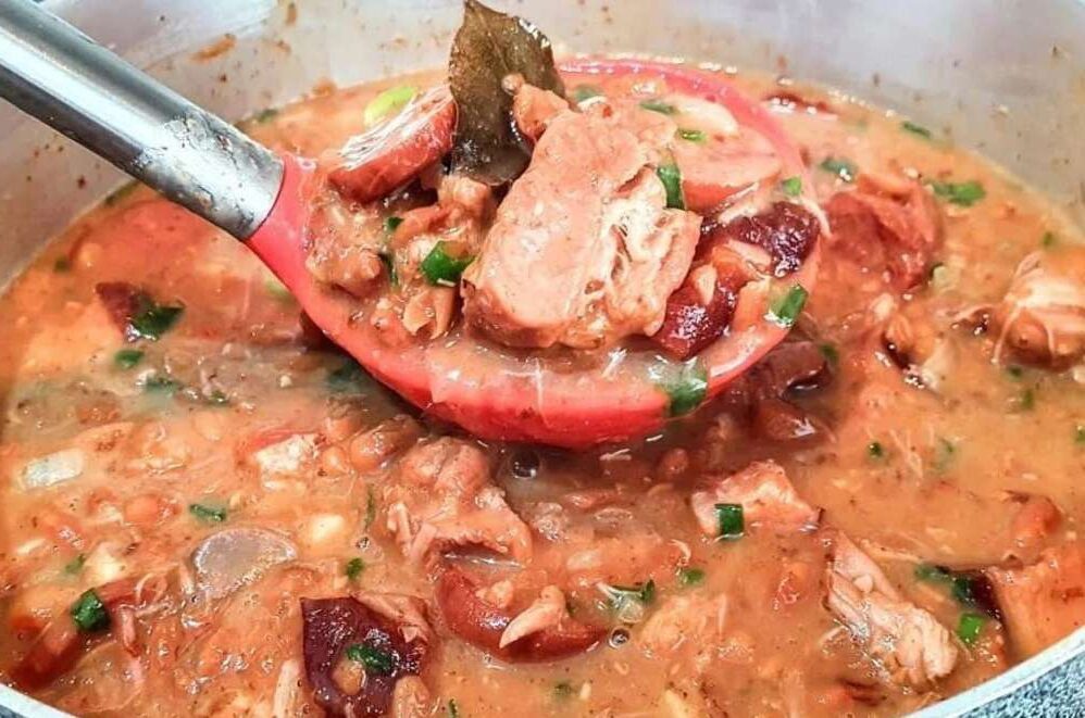 1749153796 Feijao com costelinha Receitinha com gostinho de casa de Vo Feijão com costelinha: Receitinha com gostinho de casa de Vó