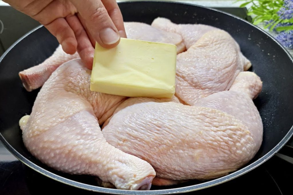 Frango na manteiga: Depois que eu aprendi essa dica, eu só faço dessa forma!