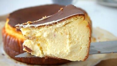 Bolo veludo de 5 minutos que derrete na boca