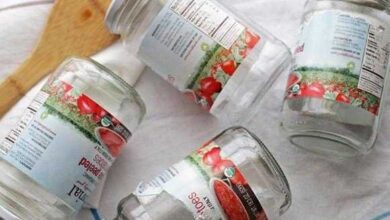 Como tirar cola de etiqueta ou rótulo de potes de plástico 4