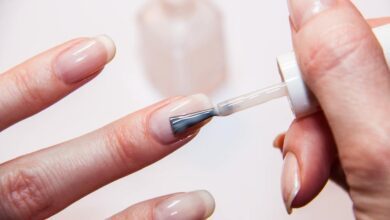 4 truques com a base de unha que vão além da manicure