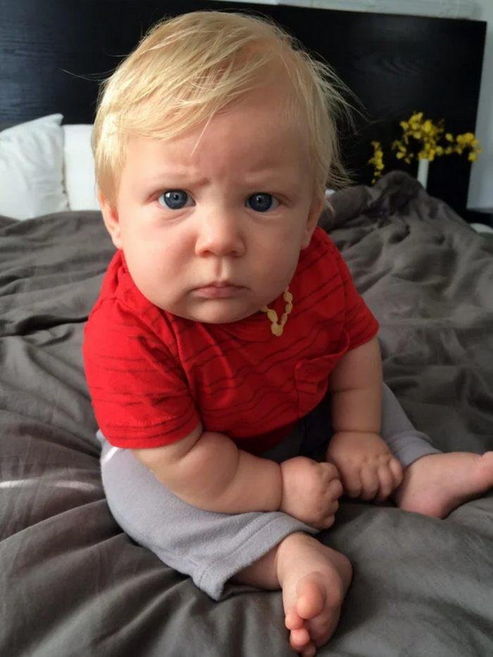 1749256872 529 17 bebes que parecem ter nascido com 50 anos ou