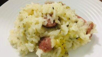 Risoto cremoso com linguiça fininha