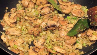 Refogado de cogumelos e cebolas