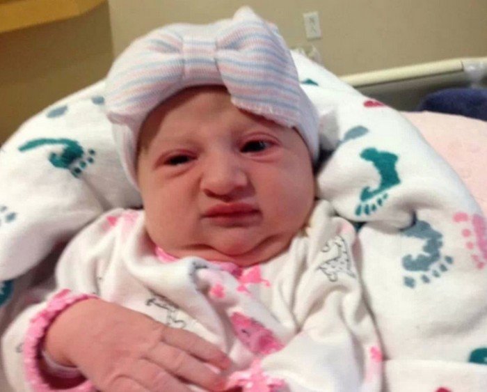 1749494166 812 17 Bebes fofos que ja parecem ter nascido com 50 blank