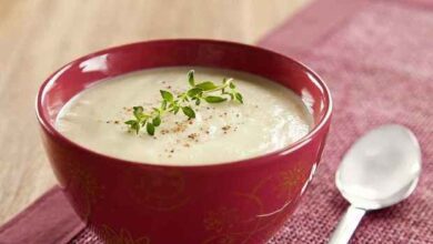 Com fazer creme de couve-flor com alho-poró