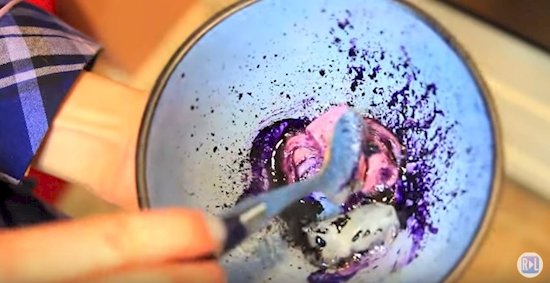 1749685012 529 Como fazer batom em casa com apenas 3 ingredientes 5