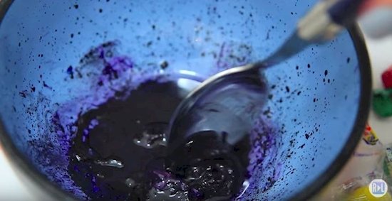 1749685012 708 Como fazer batom em casa com apenas 3 ingredientes 6