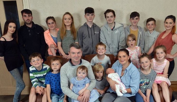 1749696591 220 Conheca a mulher de 48 anos com 22 filhos biologicos