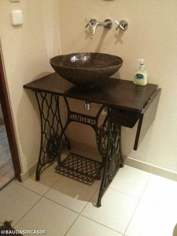 1749714070 137 14 Ideias para reutilizar o pe da maquina de costura