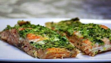 1749735667 Salmao assado com manteiga de ervas Salmão assado com manteiga de ervas