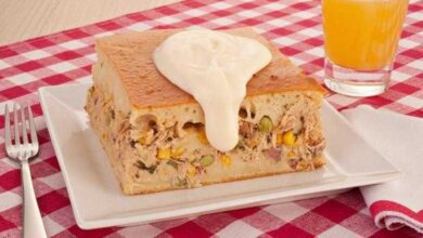 Torta cremosa de frango com requeijão