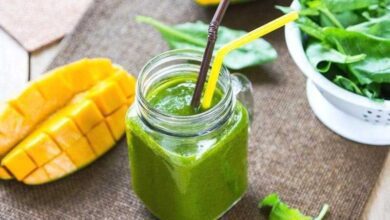 5 sucos com espinafre para perder peso