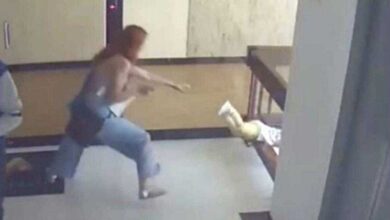 Mãe com reflexo incrível salva bebê de cair do 4º andar do prédio