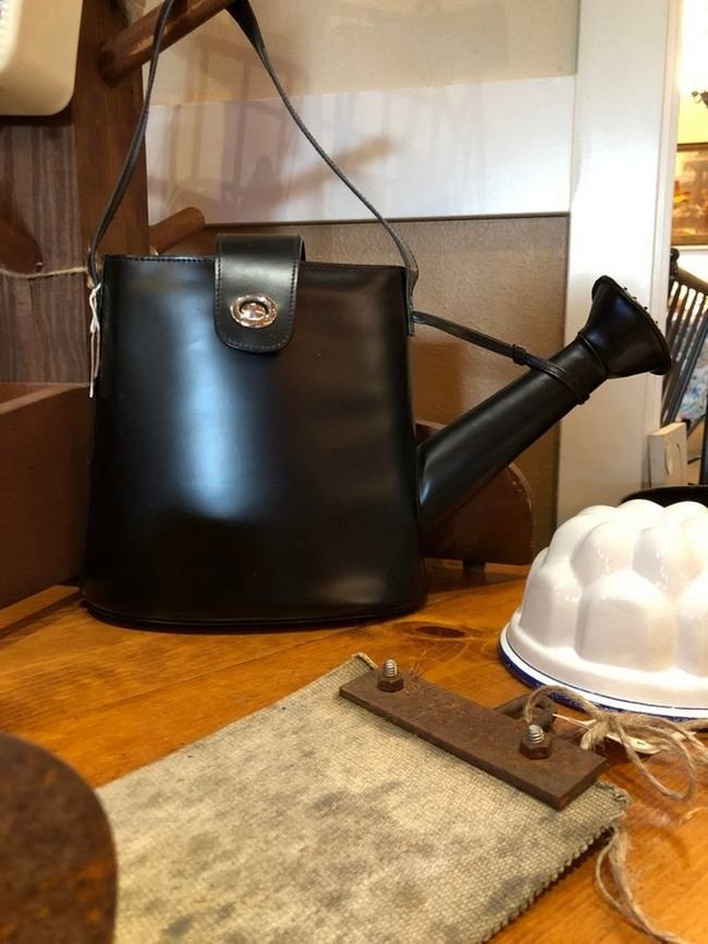 1749916528 642 20 Pessoas que tentaram ficar na moda mas tinham um