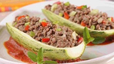 Abobrinha Recheada com Carne Moida