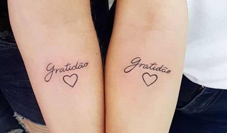 1750200548 12 21 ideias de tatuagens delicadas para fazer com a sua tatuagem de amizade