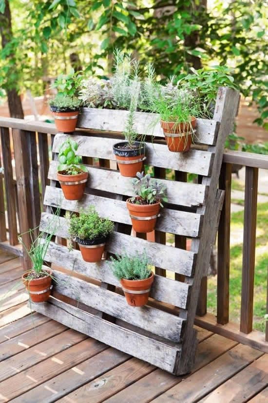 Decoração com pallets para jardim