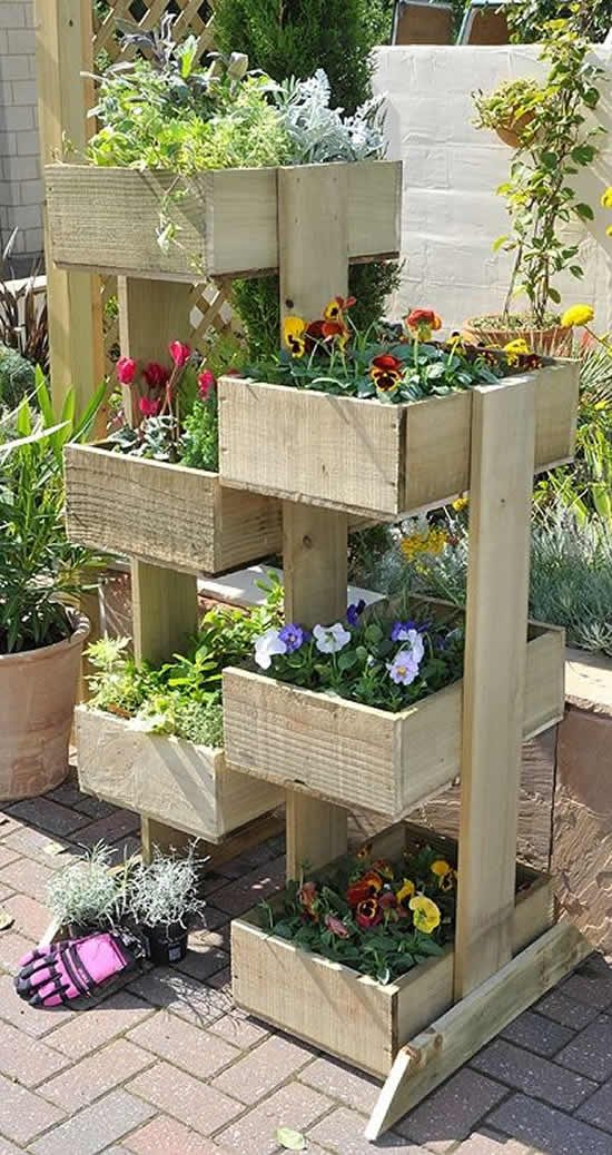 Inspiração com pallets para jardim