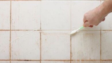 A forma mais rápida de limpar seus azulejos a