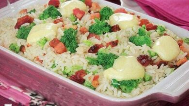 Arroz na pressão com bacon e brócolis