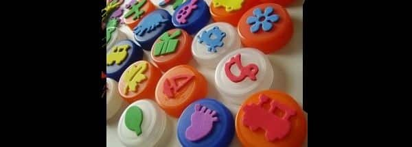 1750385420 692 18 Ideias de Artesanato com Tampinhas de Garrafa Pet 18 Ideias de Artesanato com Tampinhas de Garrafa Pet