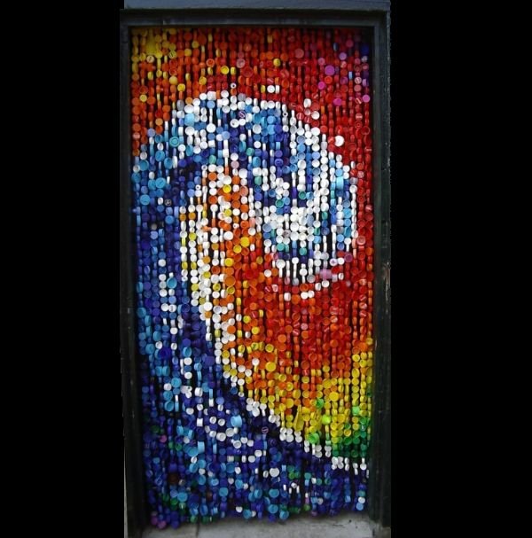 1750385432 123 18 Ideias de Artesanato com Tampinhas de Garrafa Pet 18 Ideias de Artesanato com Tampinhas de Garrafa Pet