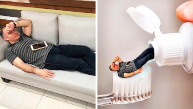 Chefe dorme no trabalho e funcionário criam memes hilários