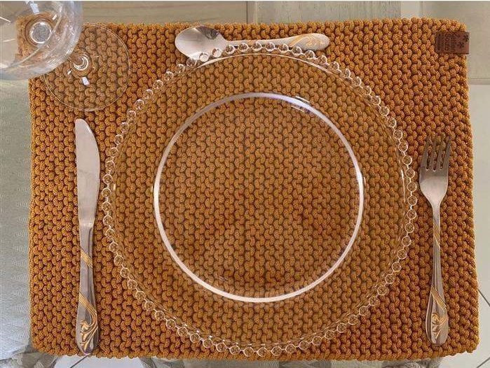 1750437584 765 como fazer jogo americano de croche jogo americano de crochê dourado