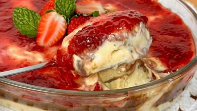 Sobremesa sensação de morango com mousse de maracujá uma combinação de sabores irresistível