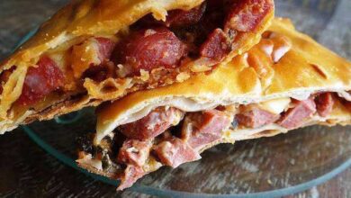 pastel-de-calabresa-feito-no-forno