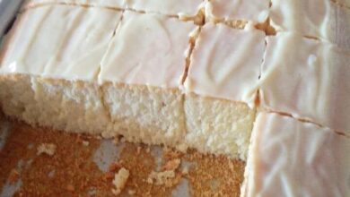 Bolo manta-de-seda, ele é fofo e cremoso ao mesmo tempo, o bolo mais gostoso que eu já comi!