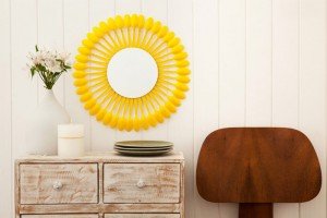 ideia de reciclagem para decorar a parede