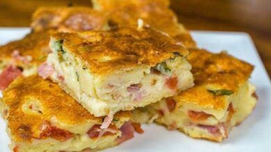 Como fazer torta de salsicha caseira