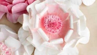 Como fazer flores de pratinhos descartáveis