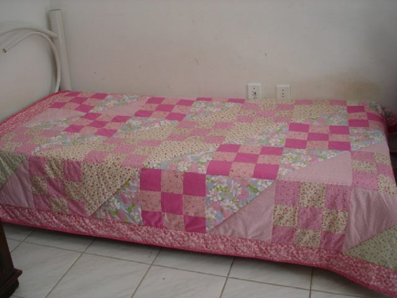 colcha com retalhos para quarto