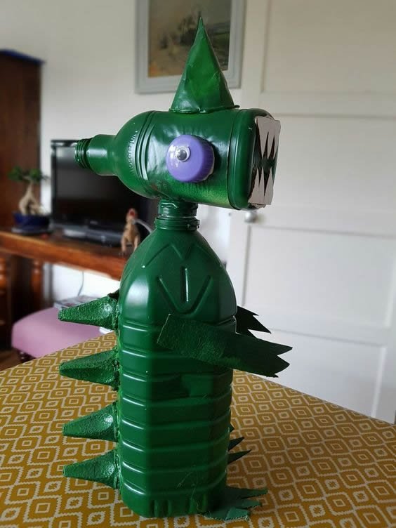 Brinquedos feitos com Garrafa de Amaciante