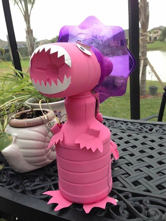 Brinquedos feitos com Garrafa de Amaciante