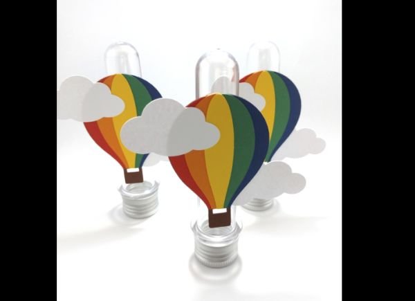 balao com papel nos tubetes 