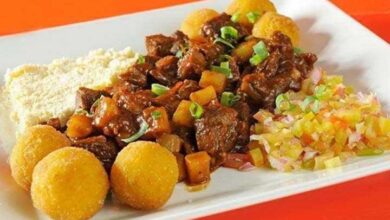 Picadinho de carne ao vinho